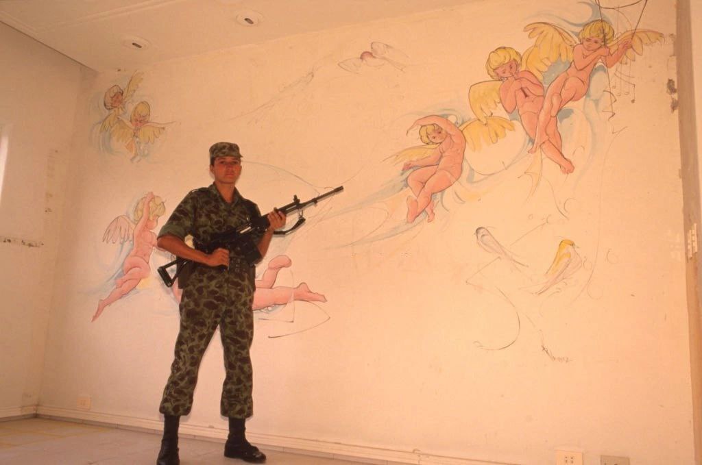 Резиденция, колумбийский наркобарон Пабло Эскобар Residence, Colombian drug lord Pablo Escobar